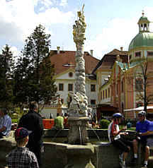 Dreifaltigkeitsbrunnen im Kloster St. Marienthal