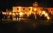 abendliche Stimmung vom 5. Adventsmarkt im Kloster St. Marienthal